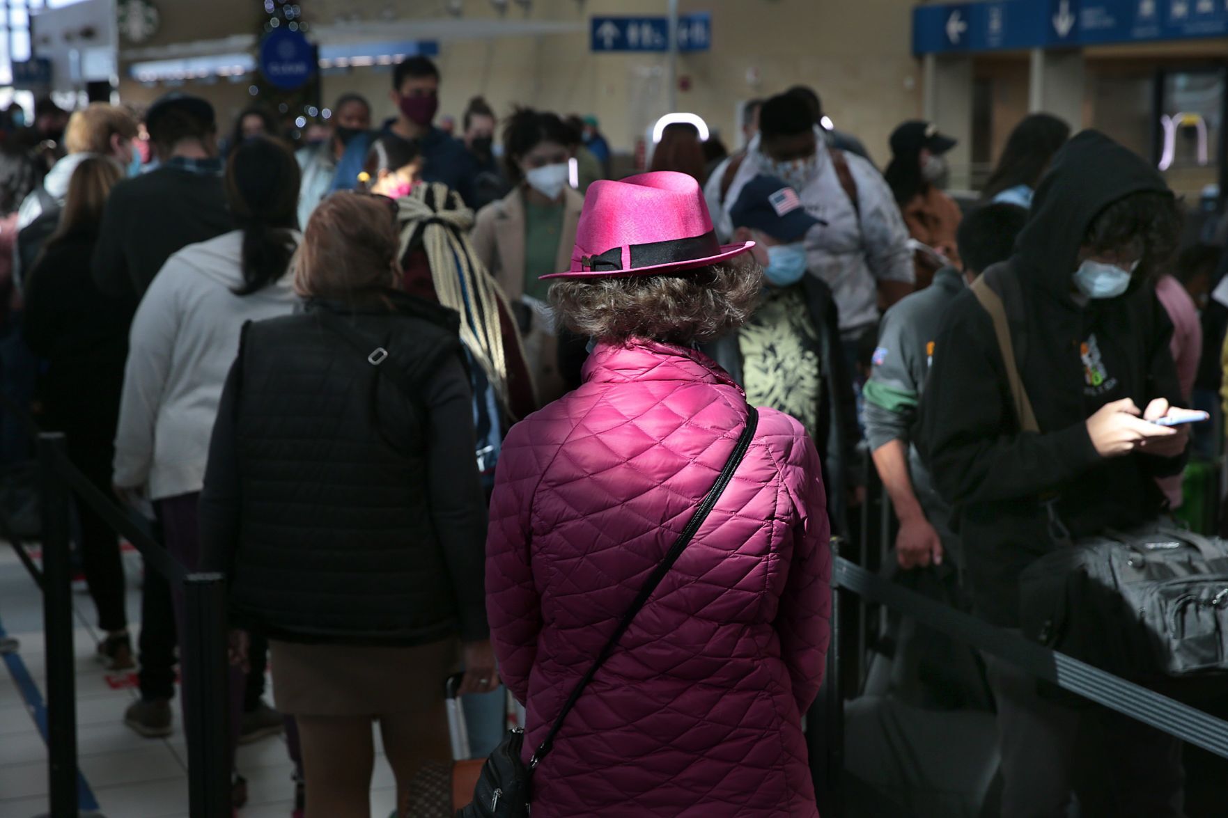 Thanksgiving travelers on the move